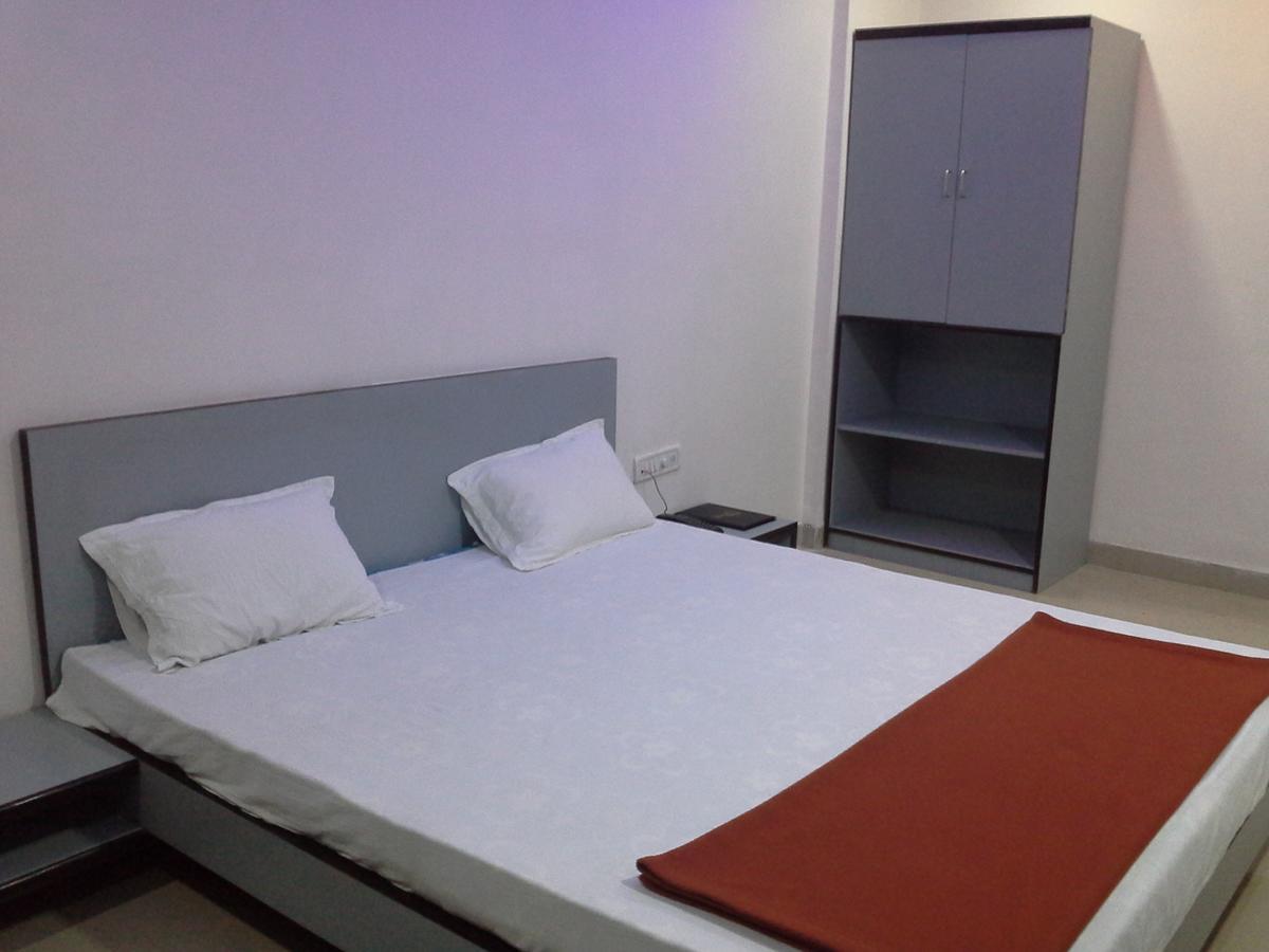 Galaxy Vaibhav Otel Vasai Dış mekan fotoğraf