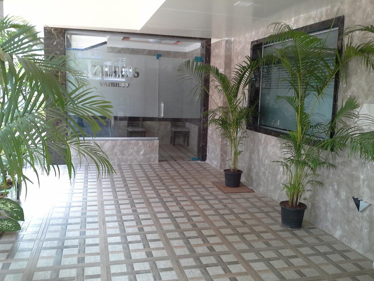 Galaxy Vaibhav Otel Vasai Dış mekan fotoğraf