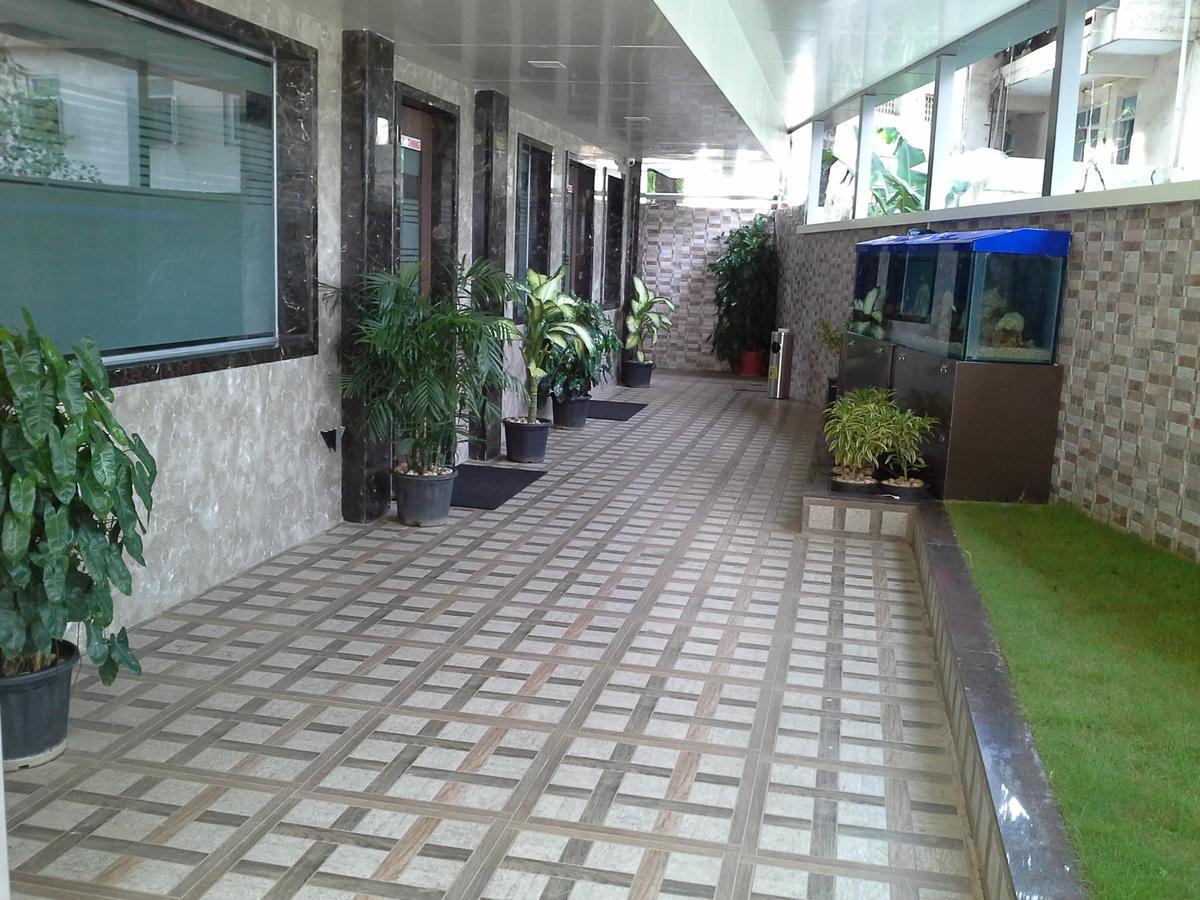 Galaxy Vaibhav Otel Vasai Dış mekan fotoğraf